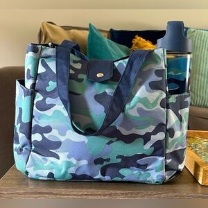NWOT … ECO ONE Lunch Tote With BONUS Water Bottle